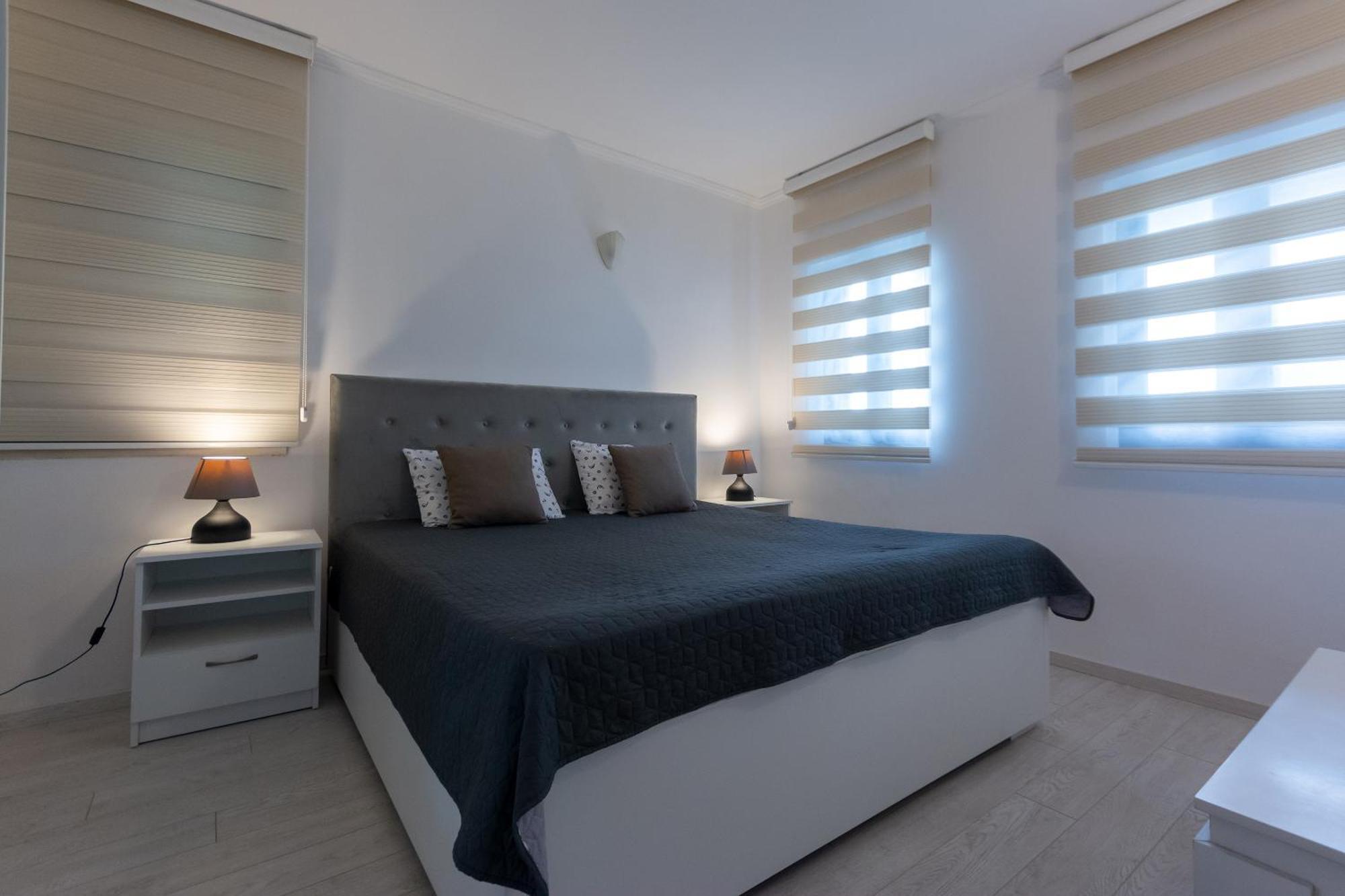 Sea Pearl Apartments Rafailovici Buitenkant foto
