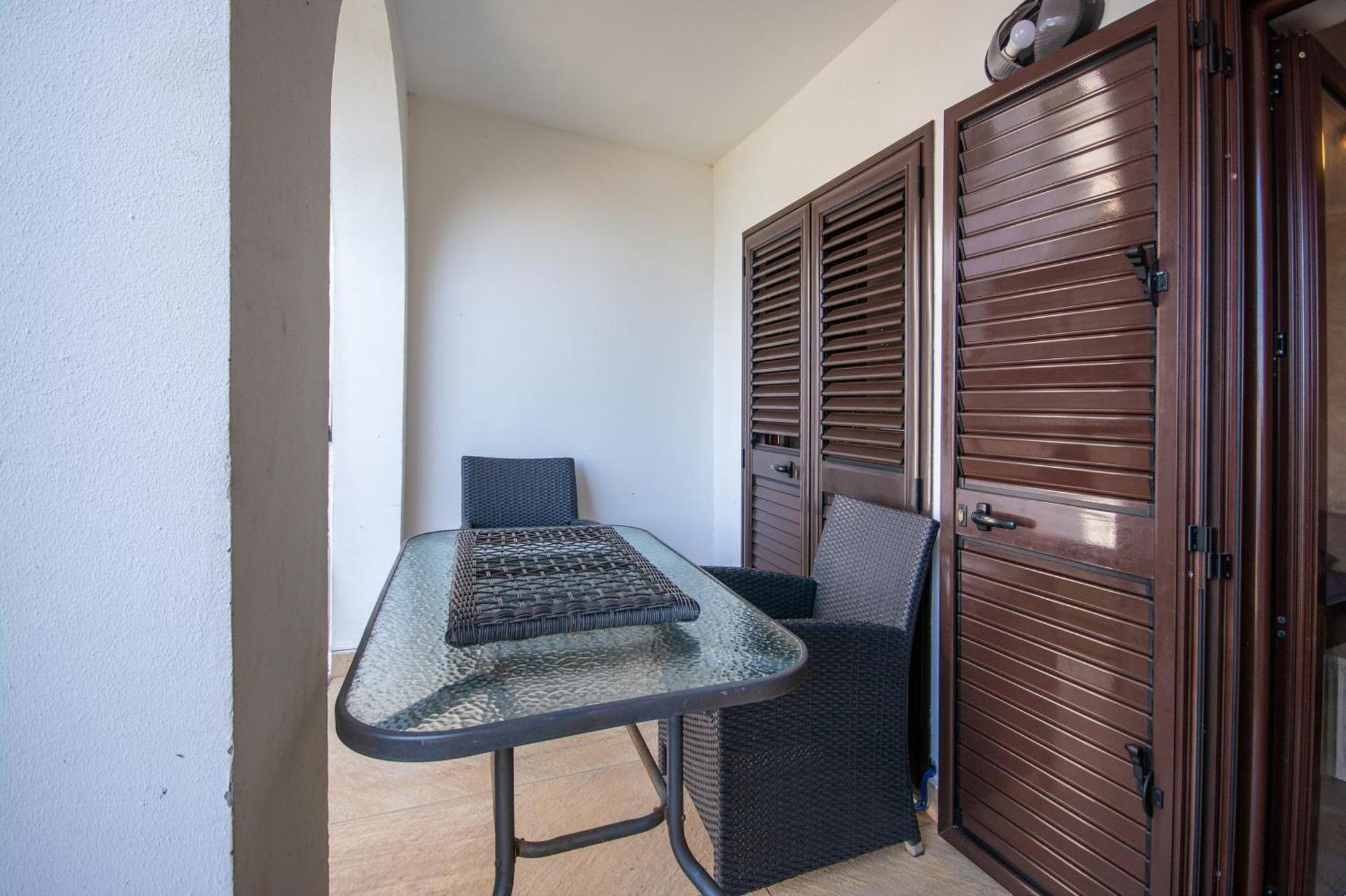 Sea Pearl Apartments Rafailovici Buitenkant foto